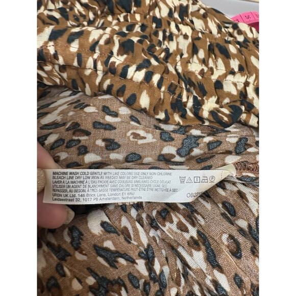 Anthropologie Celandine Brown Motif Tiered Ruffle Shorts M Cotton NWT - Picture 7 of 7